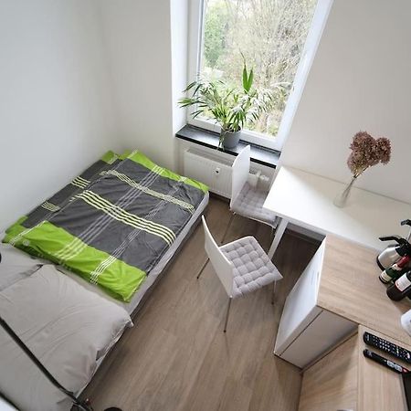 Preiswertes Modernes Gaestezimmer In Aue Bad-Schlema Buitenkant foto