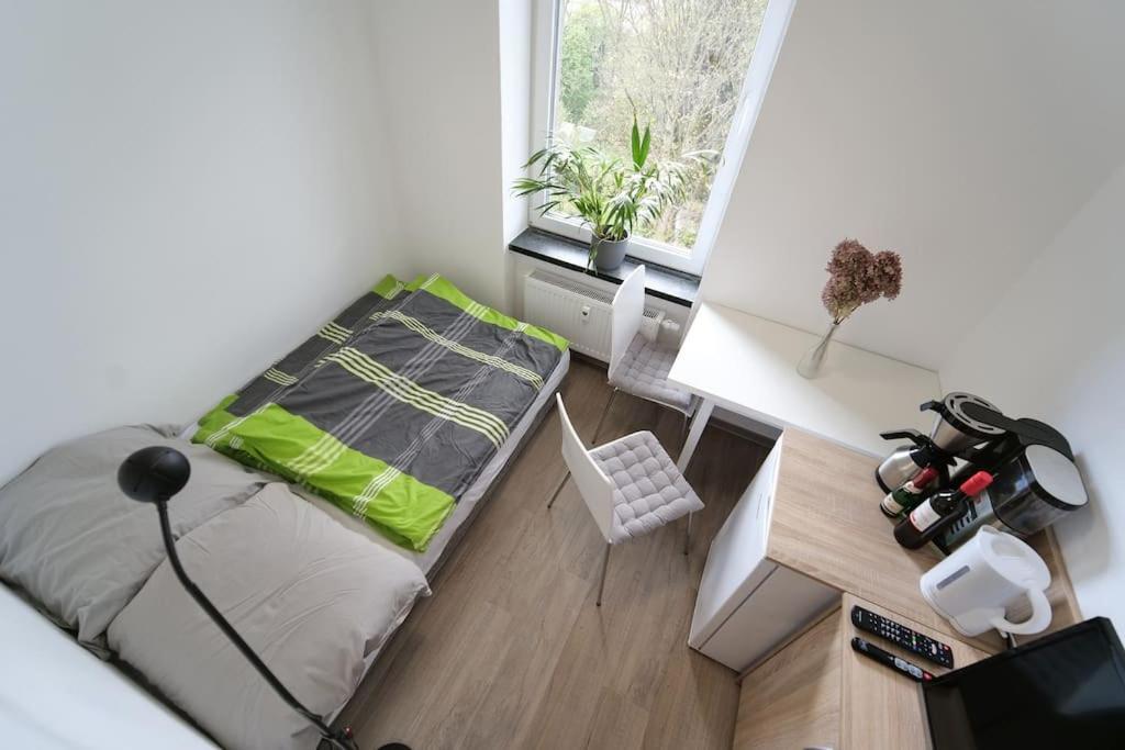 Preiswertes Modernes Gaestezimmer In Aue Bad-Schlema Buitenkant foto